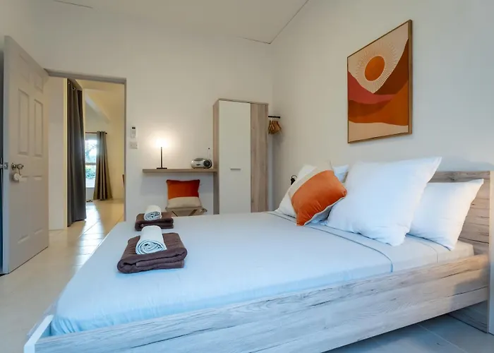 Appartement - A 300M De La Mer