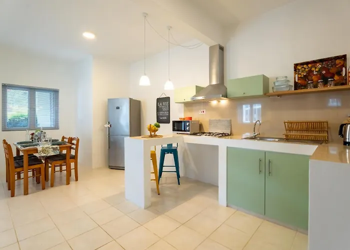 Appartement - A 300M De La Mer